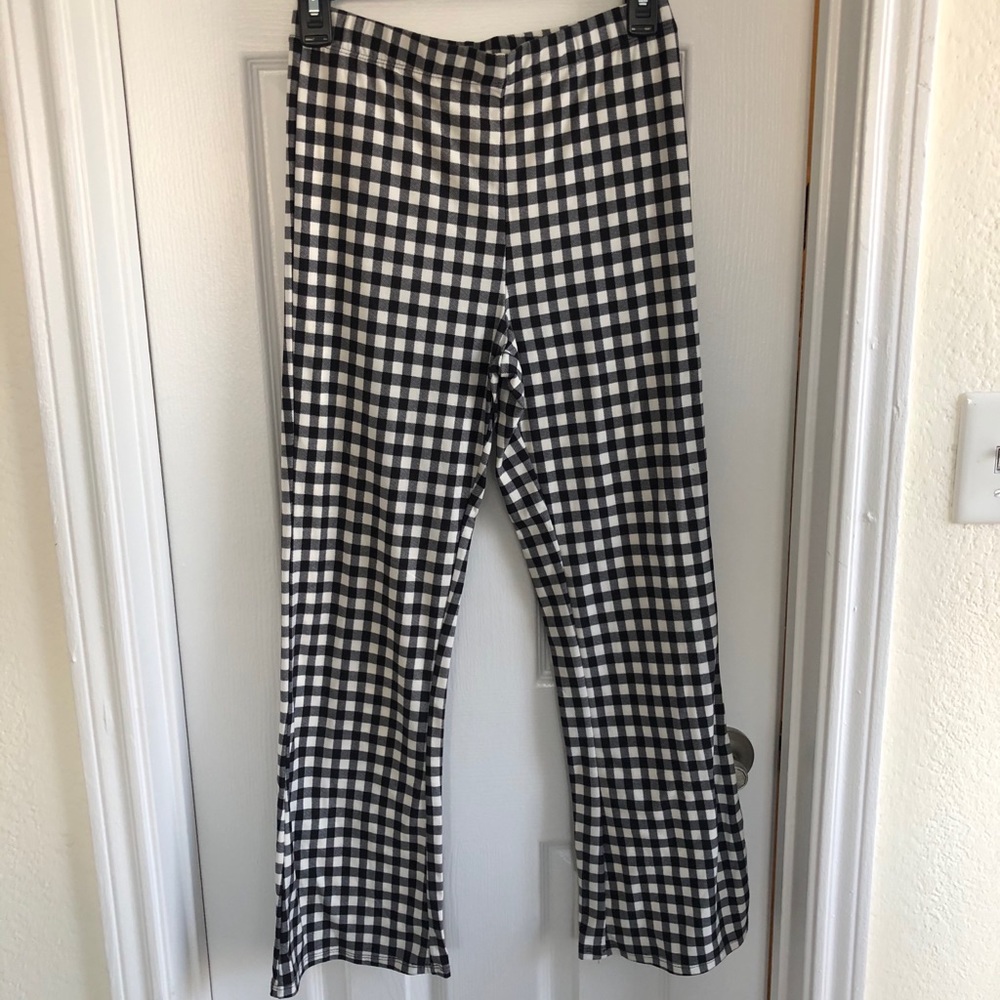 Forever21 Black and White Checkered Flare Leggings